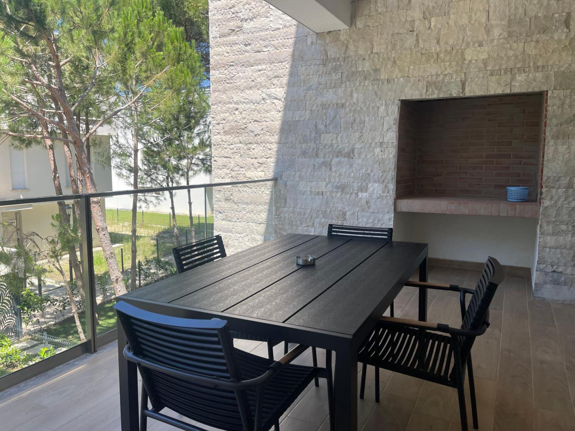 Eme Apartments - Kompleksi San Pietro, Gjiri I Lalzit Durres Ngoại thất bức ảnh